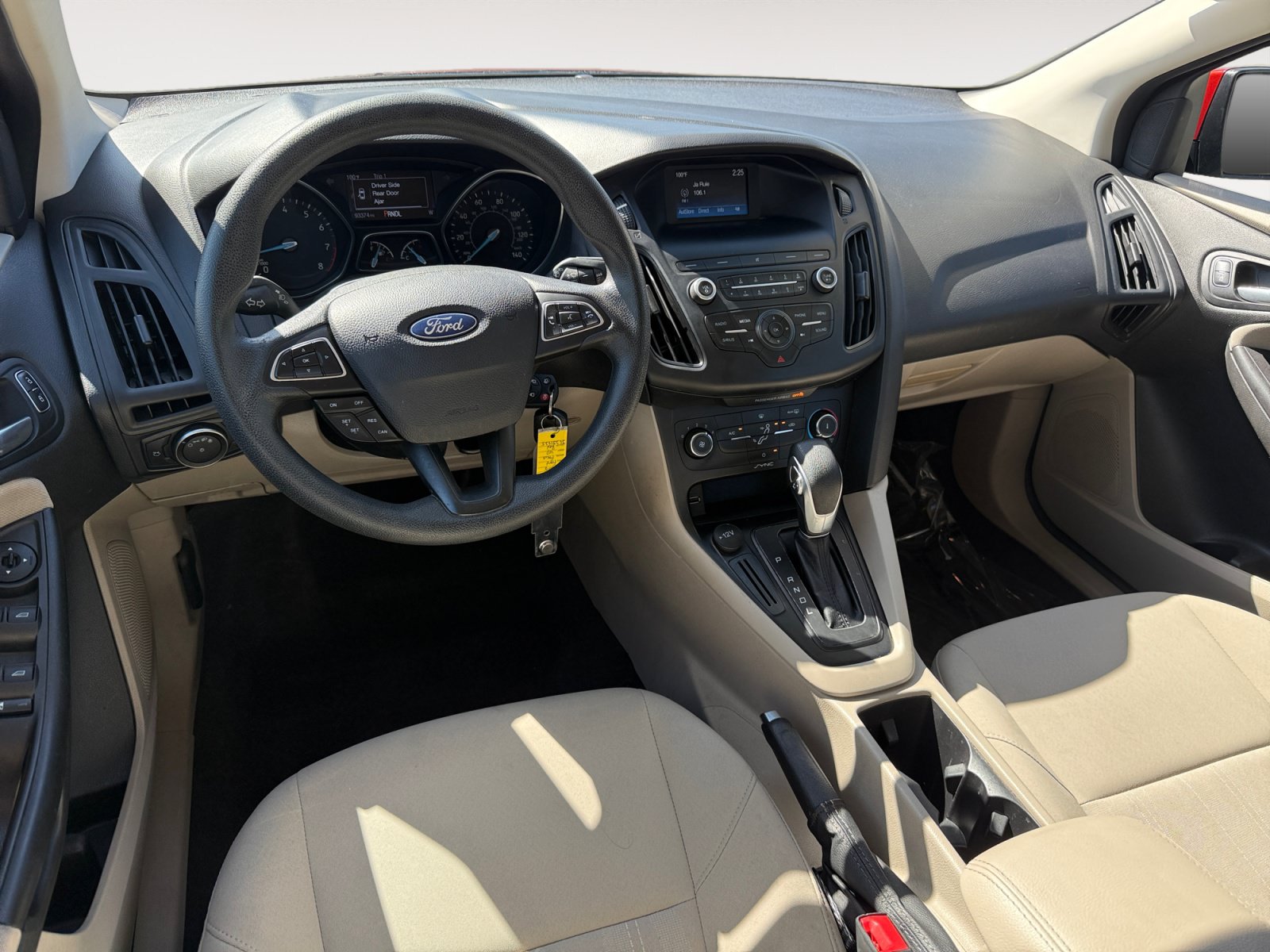 Used 2018 Ford Focus SE FWD image 15