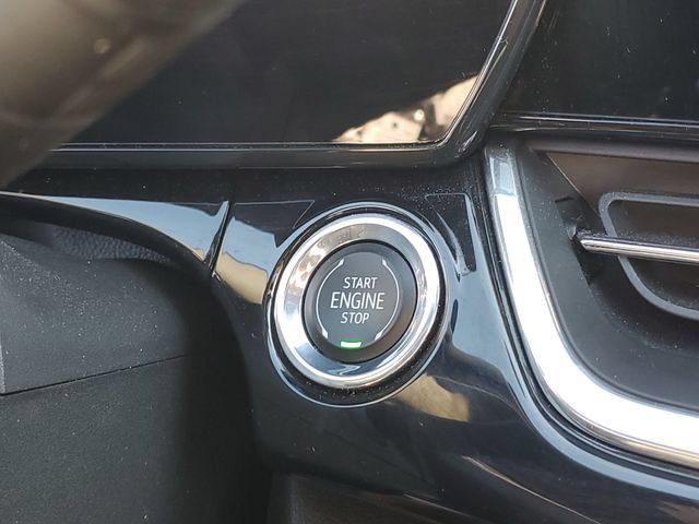 Certified 2024 Chevrolet Trax RS w/ Sunroof Package FWD image 23
