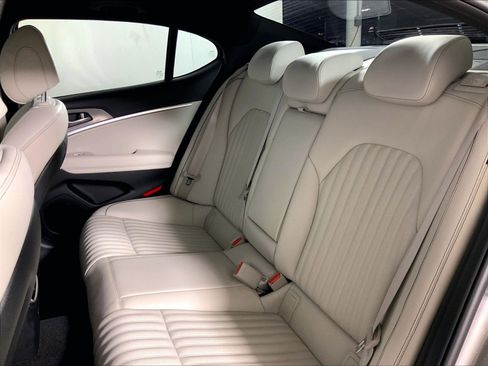 Used 2024 Genesis G70 3.3T Advanced RWD image 20