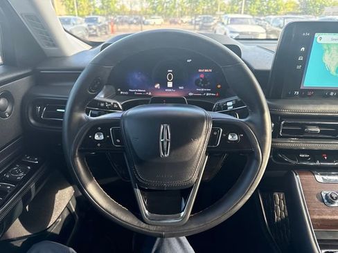 Certified 2025 Lincoln Aviator Reserve w/ Jet Appearance Package AWD/4WD image 19