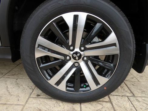 New 2025 Mitsubishi Outlander Sport SE image 10