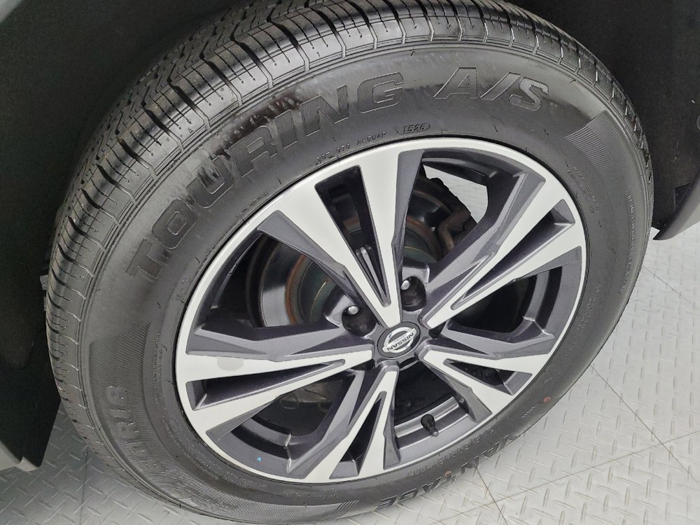 Used 2018 Nissan Rogue SL AWD/4WD image 31