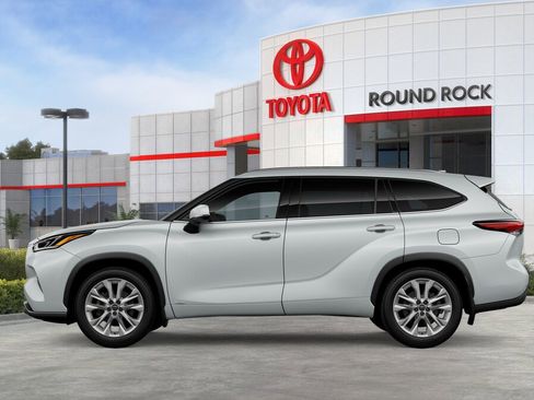 New 2026 Toyota Highlander Limited AWD/4WD image 4