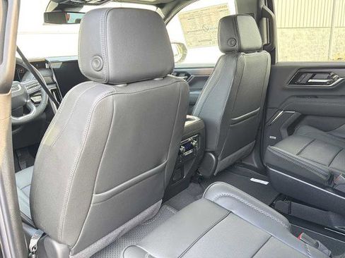 New 2026 GMC Yukon Denali image 22