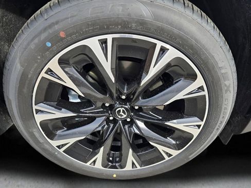 New 2026 MAZDA CX-90 Plug-In Hybrid w/ Premium Plus image 9