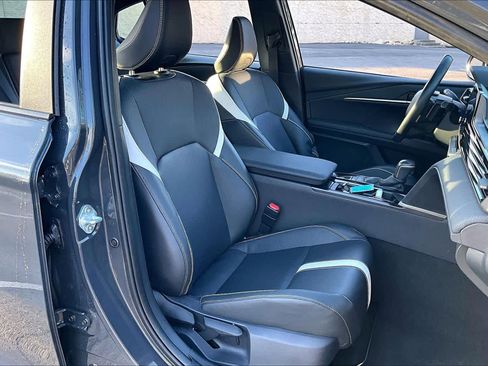 Certified 2025 Toyota Camry SE image 9