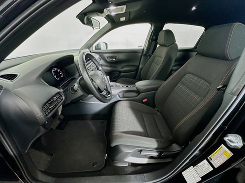 Used 2025 Honda HR-V Sport image 13