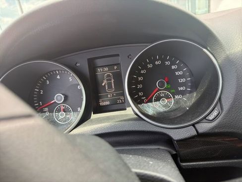 Used 2013 Volkswagen Jetta S FWD image 4