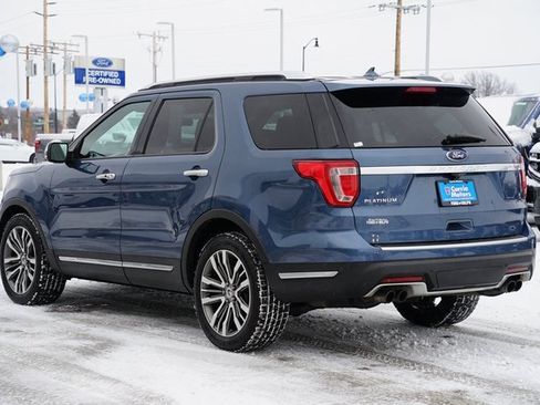 Certified 2018 Ford Explorer Platinum image 5