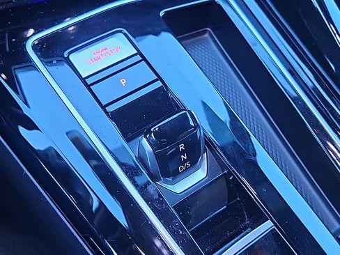 Certified 2024 Volkswagen GTI S image 18