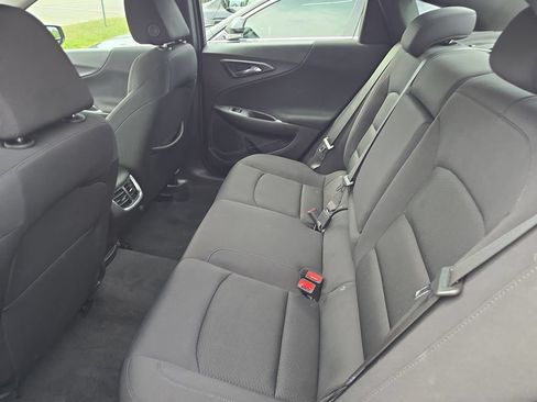 Used 2023 Chevrolet Malibu LT FWD image 23