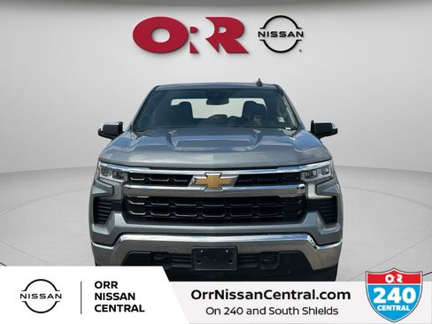 Used 2025 Chevrolet Silverado 1500 LT AWD/4WD image 2