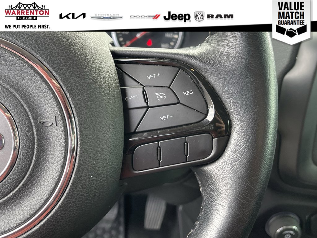Used 2018 Jeep Renegade Altitude AWD/4WD image 23