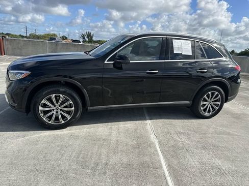 Used 2023 Mercedes-Benz GLC 300 image 32