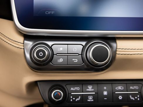 Certified 2023 Ferrari Portofino M RWD image 91