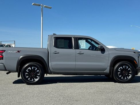Used 2022 Nissan Frontier Pro-X RWD image 3