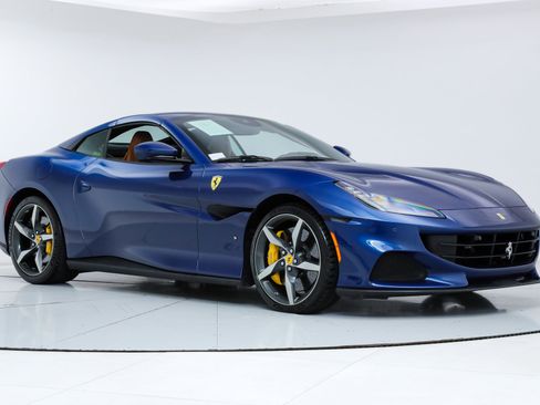 Certified 2023 Ferrari Portofino M image 13