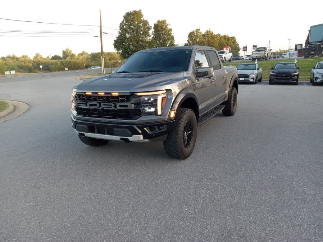 Used 2025 Ford F150 Raptor AWD/4WD image 3