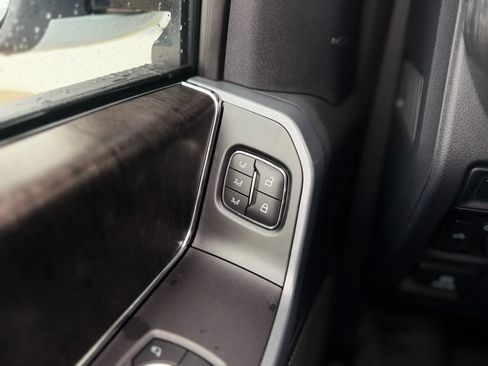 Used 2021 Ford F150 Lariat image 26