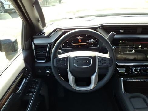 New 2026 GMC Sierra 3500 Denali w/ Denali Reserve Package AWD/4WD image 14