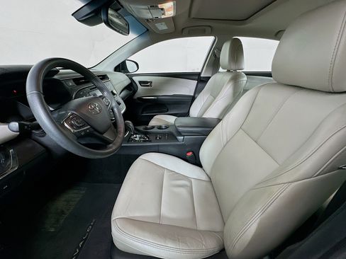 Used 2017 Toyota Avalon XLE Premium FWD image 13