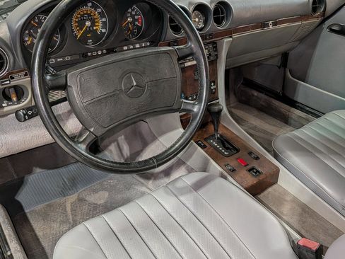 Used 1989 Mercedes-Benz 560 SL image 20