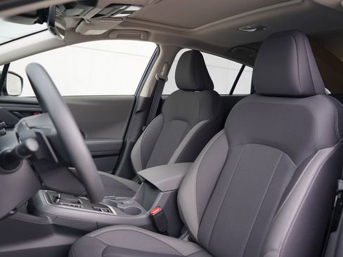 Certified 2025 Subaru Crosstrek 2.0i Premium image 7