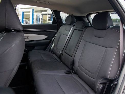 Certified 2024 Hyundai Tucson SE image 9