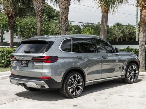 Used 2025 BMW X5 xDrive50e w/ Executive Package AWD/4WD image 8