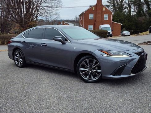 Used 2019 Lexus ES 350 F Sport image 2