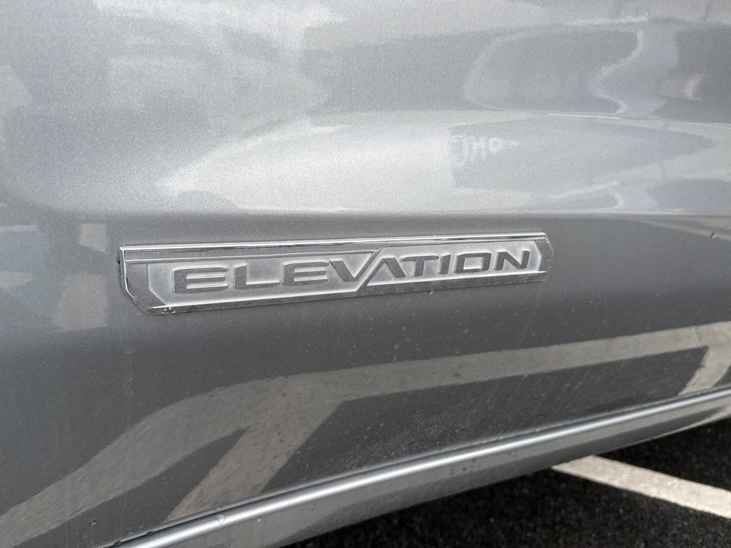 Used 2023 GMC Sierra 1500 Elevation AWD/4WD image 10