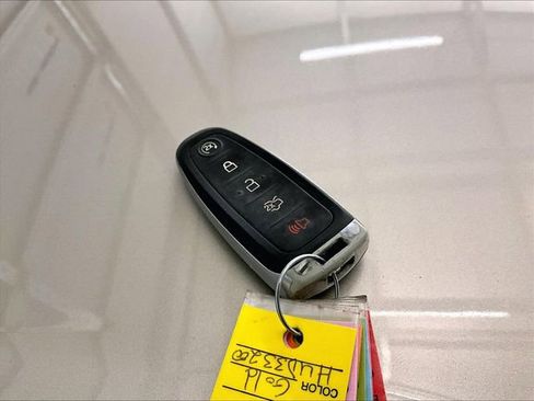Used 2017 Ford Escape Titanium AWD/4WD image 10