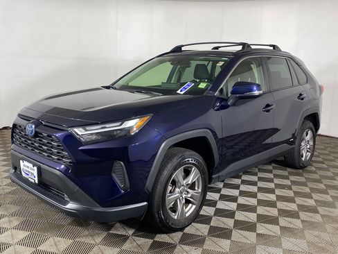 Used 2023 Toyota RAV4 XLE w/ Convenience Package AWD/4WD image 2
