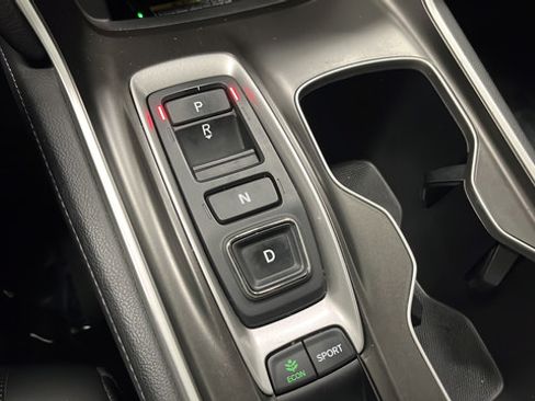 Used 2021 Honda Accord Touring image 19