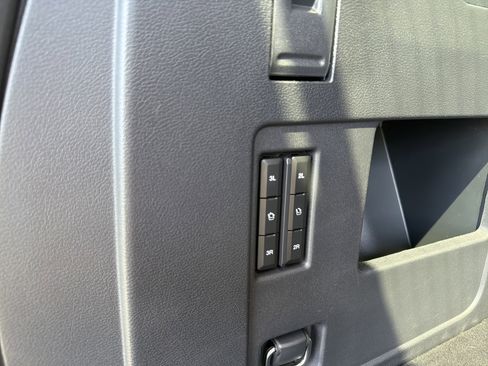 Used 2024 Ford Expedition Max XLT AWD/4WD image 30