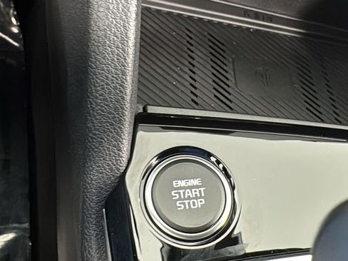 Used 2025 Kia Sportage X-Line image 23