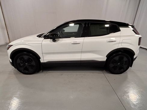 New 2026 Volvo EX30 Cross Country Ultra w/ Protection Package image 9