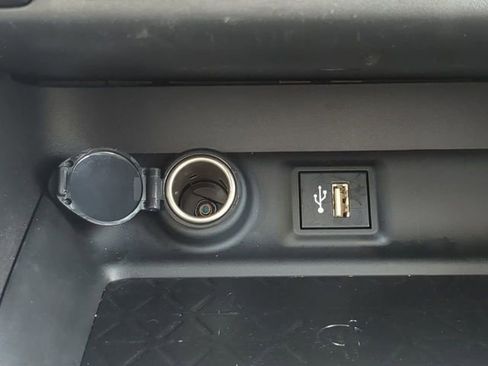 Used 2023 Toyota RAV4 XLE Premium FWD image 27