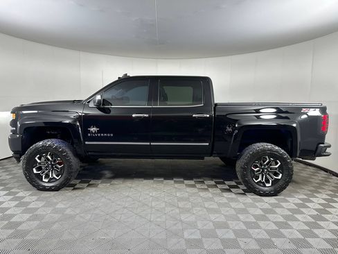 Used 2017 Chevrolet Silverado 1500 LTZ Z71 w/ LTZ Plus Package AWD/4WD image 2