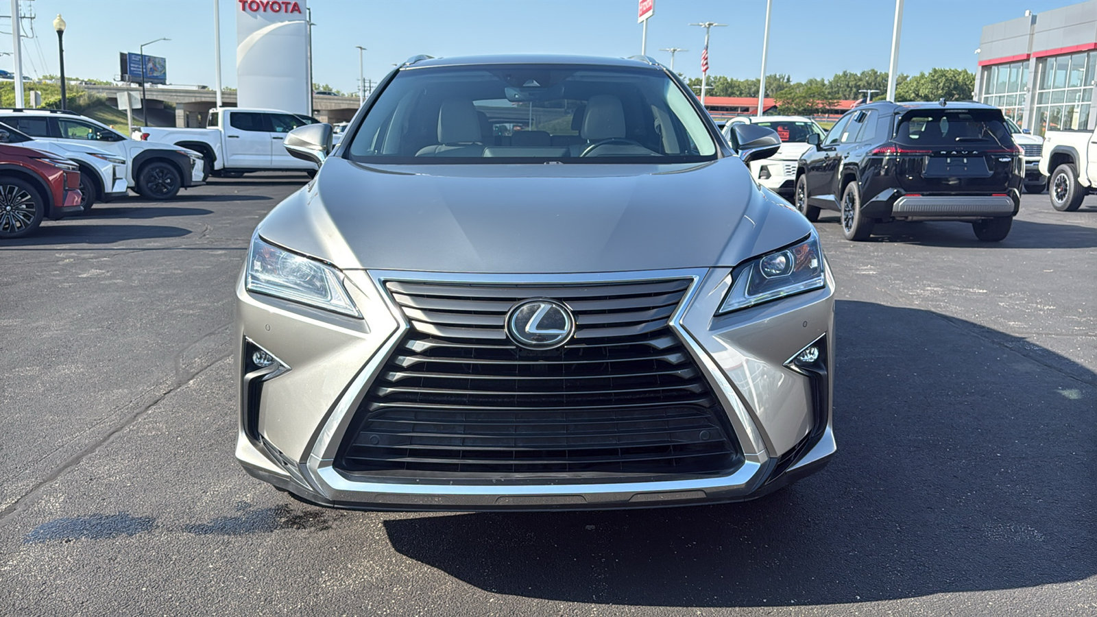 Used 2019 Lexus RX 350 AWD w/ Navigation Package image 2