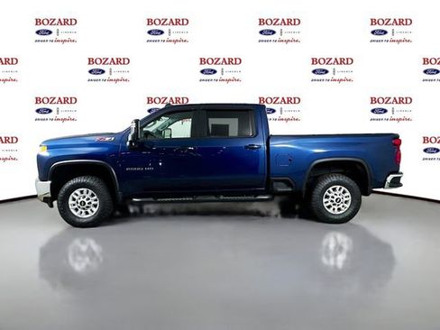 Used 2022 Chevrolet Silverado 2500 LT w/ Convenience Package image 5