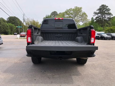 Used 2017 Chevrolet Silverado 1500 LTZ Z71 w/ LTZ Plus Package image 17