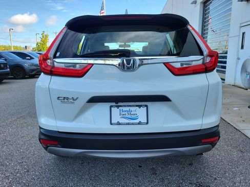 Used 2018 Honda CR-V LX image 5