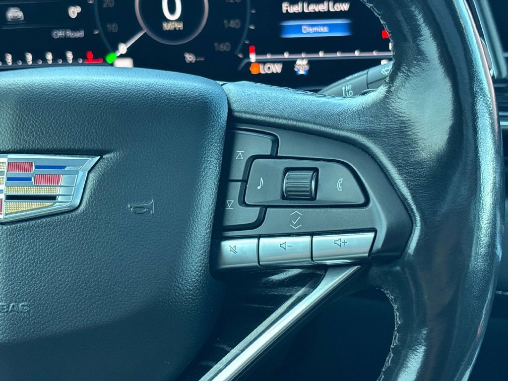 Used 2021 Cadillac Escalade Sport w/ LPO, ONYX Package AWD/4WD image 27