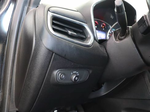 Used 2019 Chevrolet Equinox LT FWD image 13
