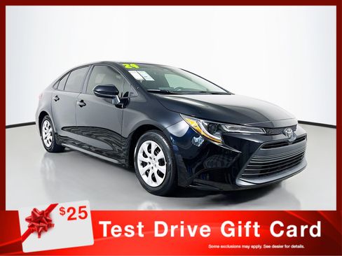 Used 2024 Toyota Corolla LE FWD image 1