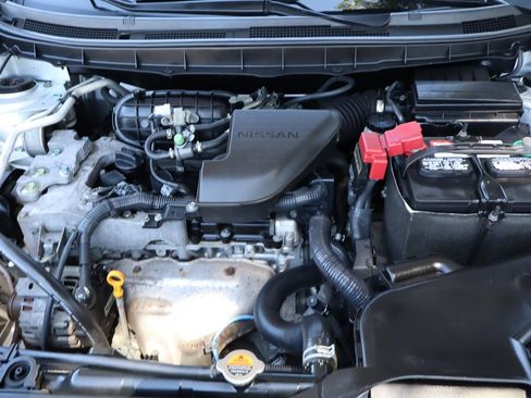 Used 2015 Nissan Rogue S w/ Convenience Package AWD/4WD image 39
