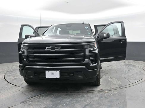 Used 2025 Chevrolet Silverado 1500 High Country w/ Midnight Edition AWD/4WD image 52