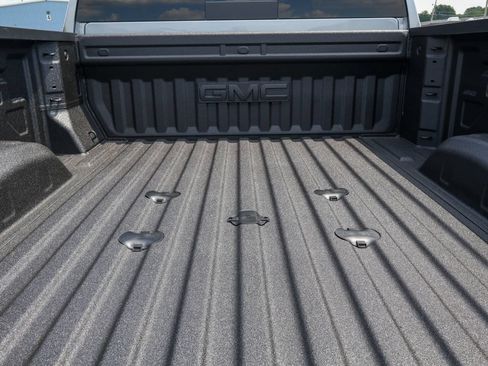 New 2026 GMC Sierra 2500 AT4X w/ LPO, Black Badging Package AWD/4WD image 6