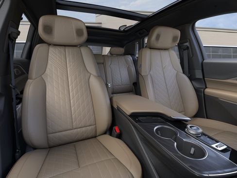 New 2026 Cadillac Lyriq V w/ Exterior Carbon Fiber Package AWD/4WD image 16